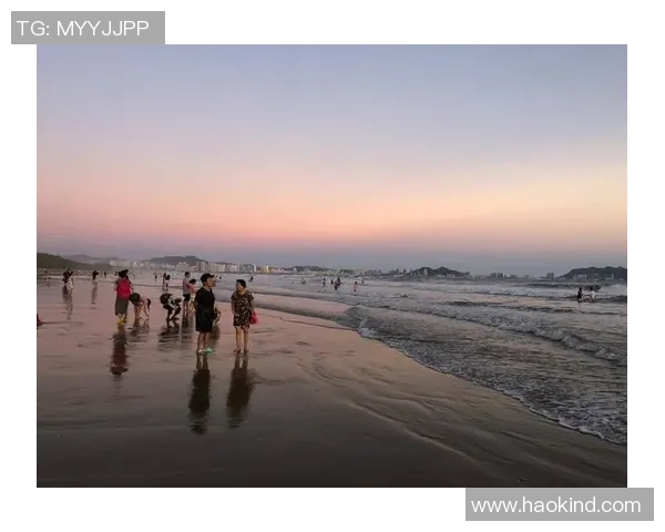 足球球星纷纷选择地中海度假 享受阳光沙滩与悠闲时光 足球球星纷纷选择地中海度假 享受阳光沙滩与悠闲时光